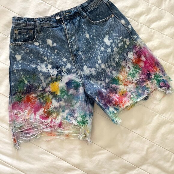 Distressed High Waisted Denim Shorts with Bold Color Splatters Size 8 - Picture 4 of 10
